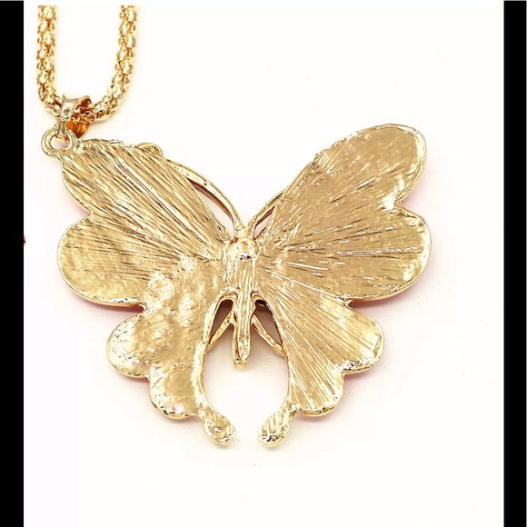 Enamel crystal Blue butterfly 🦋 necklace - Picture 4 of 4